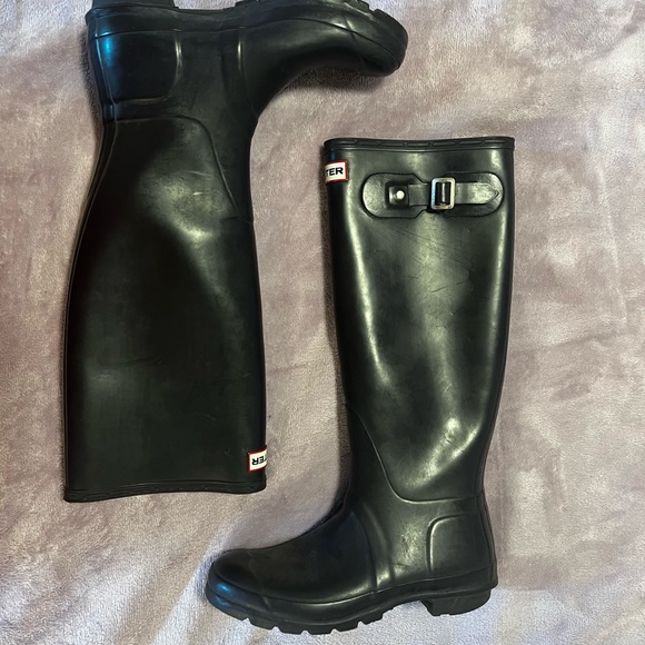 Purple Hunter Rainboots, size 8 - Picture 2 of 5